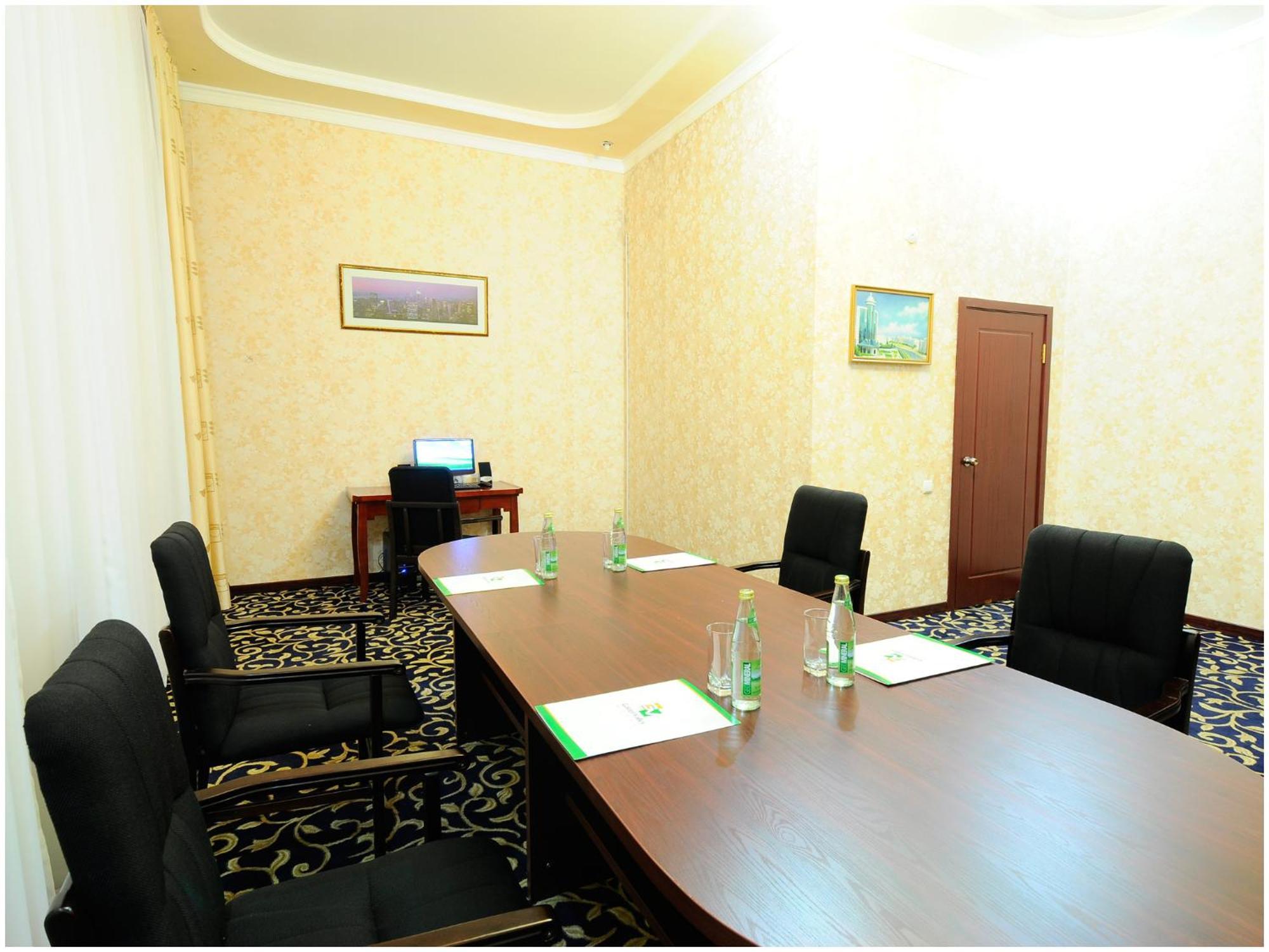 Golden Valley Hotel Tashkent Exterior photo
